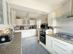 Keable Road- click for photo gallery